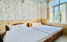 Khách sạn QUỲNH ANH